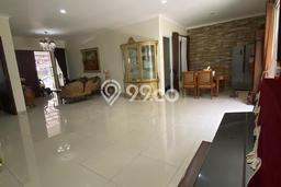 Rumah Eksklusif Siap Huni LT 240m2 di BSD, Tangerang Selatan Rumah Eksklusif Siap Huni LT 240m2 di BSD, Tangerang Selatan