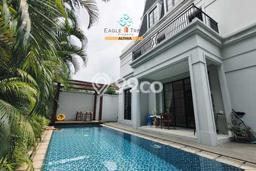 Hunian Elit LB 279m2 Siap Pakai Desain Elegan di Kemang, Jakarta Selatan Hunian Elit LB 279m2 Siap Pakai Desain Elegan di Kemang, Jakarta Selatan