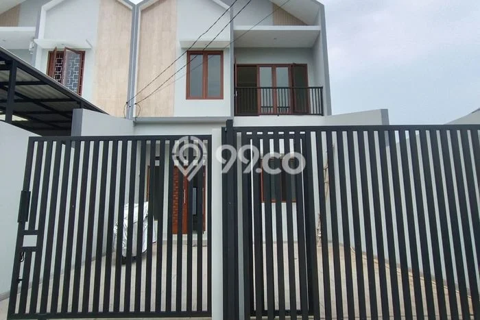 Rumah Luas Asri 3 KT Siap Pakai di BSD Tangerang Rumah Luas Asri 3 KT Siap Pakai di BSD Tangerang