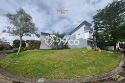 Tanah di BSD, Tangerang Selatan Luas 202m2 Dijual Segera Tanah di BSD, Tangerang Selatan Luas 202m2 Dijual Segera