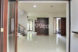 Dijual Rumah Luas Elegan Dengan View Eksklusif di Bintaro, Tangerang Selatan Dijual Rumah Luas Elegan Dengan View Eksklusif di Bintaro, Tangerang Selatan