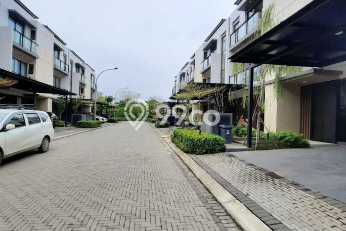 Sewa cepat hunian minimalis strategis 4 Kamar di BSD, Tangerang Selatan Sewa cepat hunian minimalis strategis 4 Kamar di BSD, Tangerang Selatan