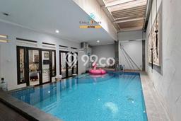 Ready to Use! Luxury House LT 246m2 Desain Elegan di Bintaro Ready to Use! Luxury House LT 246m2 Desain Elegan di Bintaro