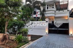 Siap Huni Hunian Elit 5 Kamar di Kebayoran Lama Dekat ke Mana Saja Siap Huni Hunian Elit 5 Kamar di Kebayoran Lama Dekat ke Mana Saja