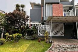 Rumah LT 216m² Desain Minimalis di BSD, Dekat Pusat Kota, Tangerang Rumah LT 216m² Desain Minimalis di BSD, Dekat Pusat Kota, Tangerang