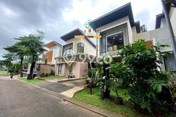 Rumah LT 225m² / LB 140m² Dekat Rumah Sakit di BSD, Tangerang Rumah LT 225m² / LB 140m² Dekat Rumah Sakit di BSD, Tangerang