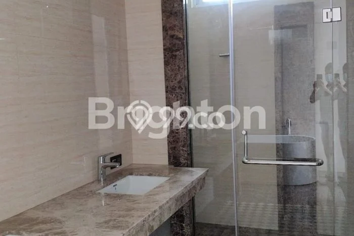 Dijual Rumah Mewah Exclusive di Wiyung, Surabaya Dijual Rumah Mewah Exclusive di Wiyung, Surabaya