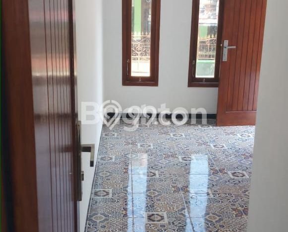 For Sale Rumah 4 Kamar Lokasi Ideal Nyaman dan Strategis di Piyungan For Sale Rumah 4 Kamar Lokasi Ideal Nyaman dan Strategis di Piyungan