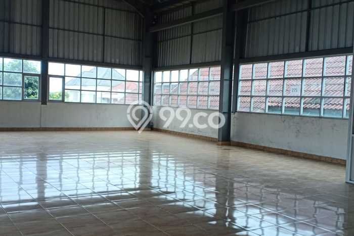 AREA PREMIUM! Ruko di Banguntapan, Luas 300m2m², Lokasi Strategis AREA PREMIUM! Ruko di Banguntapan, Luas 300m2m², Lokasi Strategis