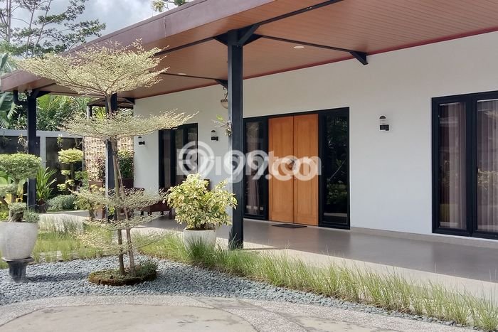 Properti Strategis! Vila di Pakem, Luas 684m2m², Hasil Tinggi untuk bisnis Properti Strategis! Vila di Pakem, Luas 684m2m², Hasil Tinggi untuk bisnis