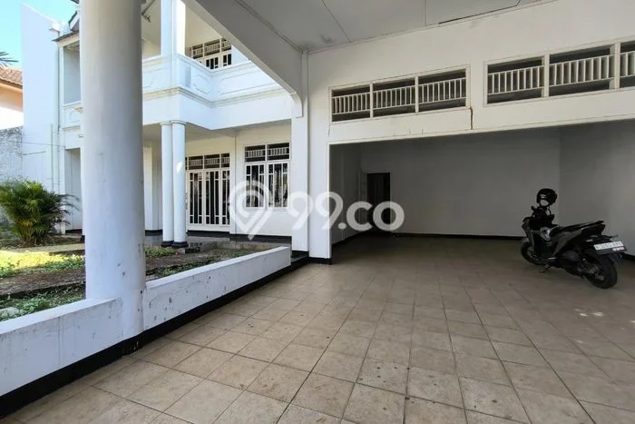 Siap Huni Rumah Mewah 4 Kamar di Cipayung Dekat ke Mana Pun Siap Huni Rumah Mewah 4 Kamar di Cipayung Dekat ke Mana Pun