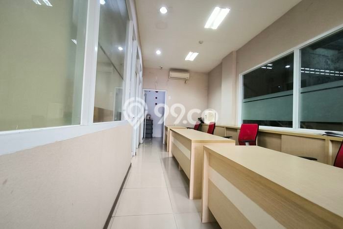 Gudang di Cimanggis, Luas 1600m2m², Pusat Bisnis Gudang di Cimanggis, Luas 1600m2m², Pusat Bisnis