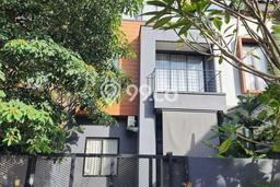 Rumah Elit Modern Siap Huni di BSD Tangerang Rumah Elit Modern Siap Huni di BSD Tangerang