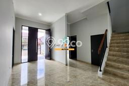 Rumah Luxury Modern Siap Huni di Bintaro Tangerang Selatan Rumah Luxury Modern Siap Huni di Bintaro Tangerang Selatan