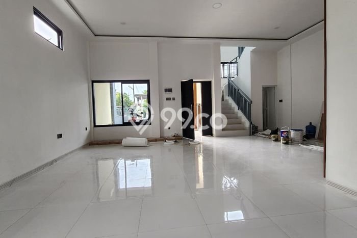Rumah Luas Asri 4 KT Siap Huni di Kopo Permai Bandung Rumah Luas Asri 4 KT Siap Huni di Kopo Permai Bandung