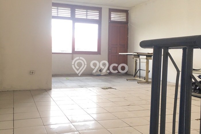 Untuk Dijual! Ruko di Bandung Kota Bandung LT 75m2 / LB 300m2 Kawasan Strategis Untuk Dijual! Ruko di Bandung Kota Bandung LT 75m2 / LB 300m2 Kawasan Strategis
