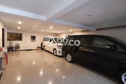 Rumah Elit Modern Siap Huni di Setra Duta Bandung Rumah Elit Modern Siap Huni di Setra Duta Bandung