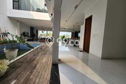 Rumah Luxury Modern Tanpa Renovasi di Kota Baru Parahyangan Bandung Rumah Luxury Modern Tanpa Renovasi di Kota Baru Parahyangan Bandung