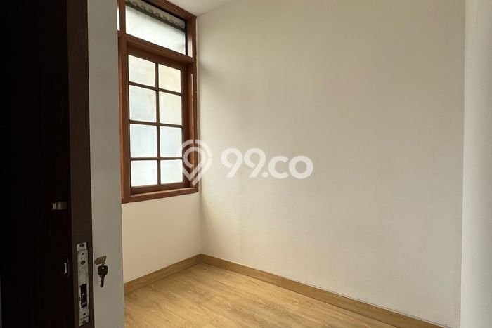 Ruko Dijual di Prime Area Bandung Luas 120m2 Ruko Dijual di Prime Area Bandung Luas 120m2