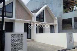 Rumah kawasan Arcamanik, Bandung, LT 90m² LB 70m² Rumah kawasan Arcamanik, Bandung, LT 90m² LB 70m²