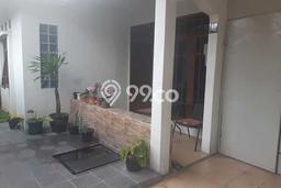 Rumah Luas Asri 5 KT Siap Huni di Taman Kopo Indah Bandung Rumah Luas Asri 5 KT Siap Huni di Taman Kopo Indah Bandung