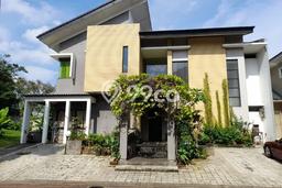 Rumah Luxury Modern Tanpa Renovasi di BSD Tangerang Rumah Luxury Modern Tanpa Renovasi di BSD Tangerang