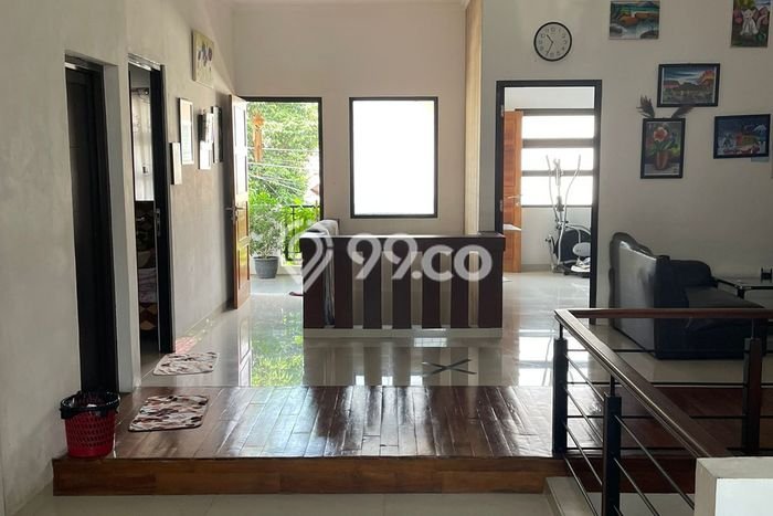 Rumah Minimalis 4 KT di BSD Nusaloka Tangerang Semi Furnished Rumah Minimalis 4 KT di BSD Nusaloka Tangerang Semi Furnished