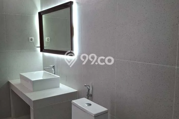 Rumah Mewah LB 290m2 Siap Huni Desain Elegan di Citra Grand, Jakarta Timur Rumah Mewah LB 290m2 Siap Huni Desain Elegan di Citra Grand, Jakarta Timur