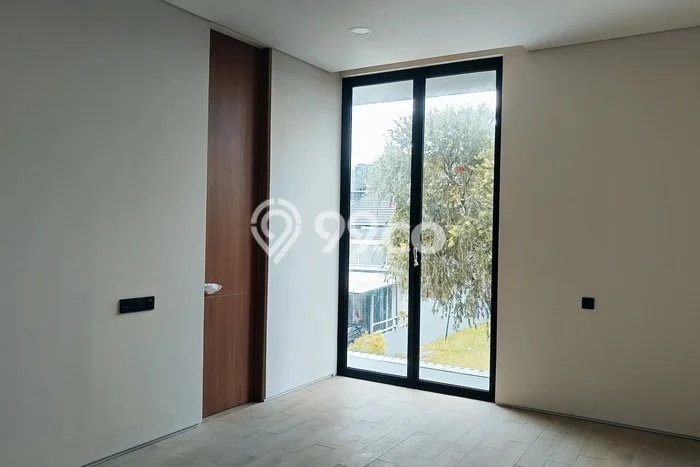 Hunian Elit LB 165m2 Siap Pakai Desain Elegan di Citra Grand, Jakarta Timur Hunian Elit LB 165m2 Siap Pakai Desain Elegan di Citra Grand, Jakarta Timur