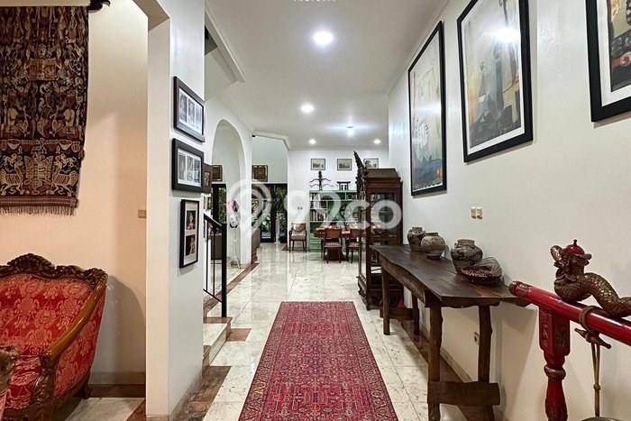 Rumah Luxury Modern Tanpa Renovasi di Ragunan Jakarta Selatan Rumah Luxury Modern Tanpa Renovasi di Ragunan Jakarta Selatan