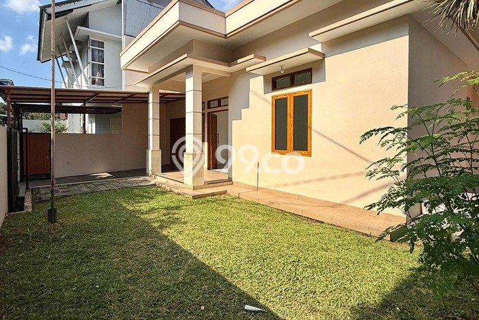 Rumah Elit Modern Tanpa Renovasi di Pejaten Jakarta Selatan Rumah Elit Modern Tanpa Renovasi di Pejaten Jakarta Selatan