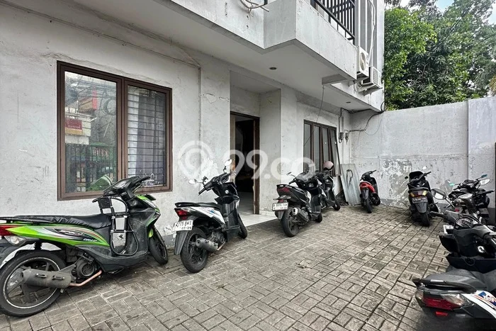 Unit Kost Dijual di Kramat dengan 36 Kamar Kawasan Strategis Unit Kost Dijual di Kramat dengan 36 Kamar Kawasan Strategis