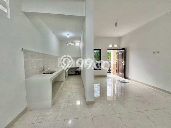 Hunian Elit LB 180m2 Siap Pakai Desain Elegan di Duri Kepa, Jakarta Barat Hunian Elit LB 180m2 Siap Pakai Desain Elegan di Duri Kepa, Jakarta Barat