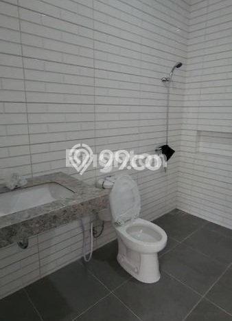 Rumah Elit Modern Siap Huni di Meruya Jakarta Barat Rumah Elit Modern Siap Huni di Meruya Jakarta Barat