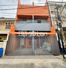 Hunian Nyaman Asri 3 KT Siap Huni di Tanjung Duren Jakarta Barat Hunian Nyaman Asri 3 KT Siap Huni di Tanjung Duren Jakarta Barat