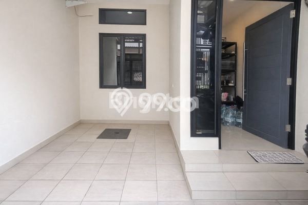 Dijual Rumah Modern 3 KT di Tanjung Duren, Jakarta Barat Dijual Rumah Modern 3 KT di Tanjung Duren, Jakarta Barat