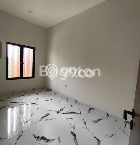 Rumah Elit Modern Tanpa Renovasi di Meruya Jakarta Barat Rumah Elit Modern Tanpa Renovasi di Meruya Jakarta Barat