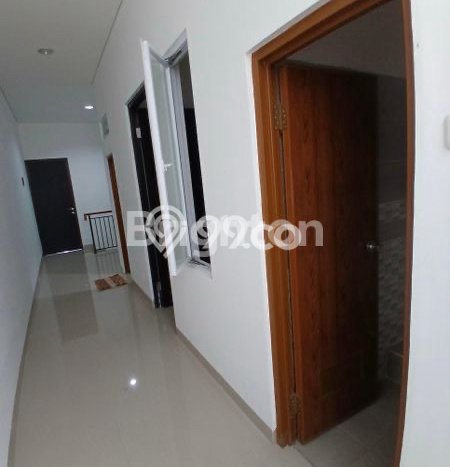 For Sale Hunian Rumah Nyaman 3 KT di Kedoya, Jakarta Barat For Sale Hunian Rumah Nyaman 3 KT di Kedoya, Jakarta Barat