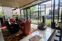 For Sale! Luxury House LT 297m2 Desain Modern di Kota Baru Parahyangan For Sale! Luxury House LT 297m2 Desain Modern di Kota Baru Parahyangan