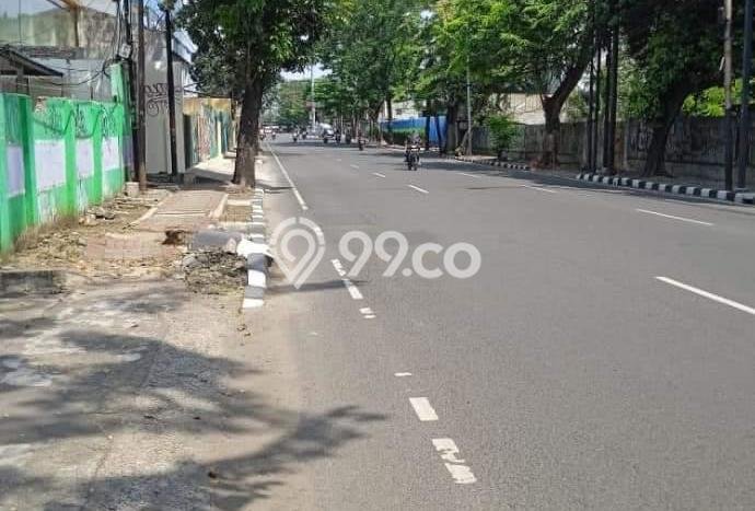 Lahan Strategis di Kebayoran Lama Dijual dengan Luas 12000m2 Lahan Strategis di Kebayoran Lama Dijual dengan Luas 12000m2