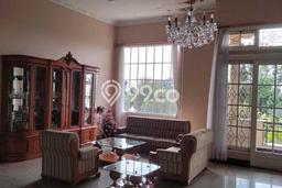 Rumah Mewah Siap Huni LT 2000m2 di Dago, Bandung Rumah Mewah Siap Huni LT 2000m2 di Dago, Bandung