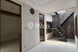 Rumah Siap Pakai di Taman Kopo Indah, Bandung, Luas 153m² LB 135m² Rumah Siap Pakai di Taman Kopo Indah, Bandung, Luas 153m² LB 135m²