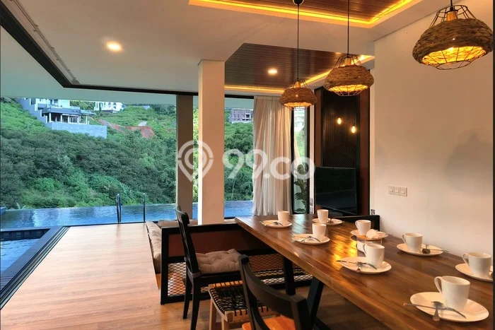 Vila Strategis di Coblong, Luas 215m2m², Dekat Coblong, Bandung, Bandung Vila Strategis di Coblong, Luas 215m2m², Dekat Coblong, Bandung, Bandung