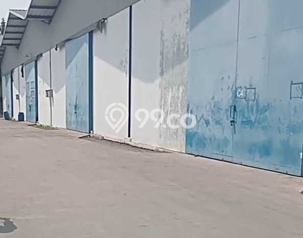 Gudang Disewakan Kawasan Leuwi Gajah, Luas 648m², Pusat Komersial, Siap Usaha Gudang Disewakan Kawasan Leuwi Gajah, Luas 648m², Pusat Komersial, Siap Usaha