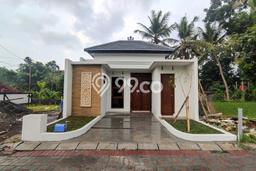 Paling Dicari Rumah Model Modern Klasik Di Kawasan Sedayu Paling Dicari Rumah Model Modern Klasik Di Kawasan Sedayu