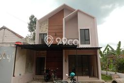 Rumah 2 Lantai Baru Turun Harga Free Kanopi Dan Kitchen Set Di Magelang Rumah 2 Lantai Baru Turun Harga Free Kanopi Dan Kitchen Set Di Magelang