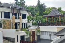 Rumah Mewah Ala Bali Cantik Dekat Kampus Uin 2 Jogja Rumah Mewah Ala Bali Cantik Dekat Kampus Uin 2 Jogja