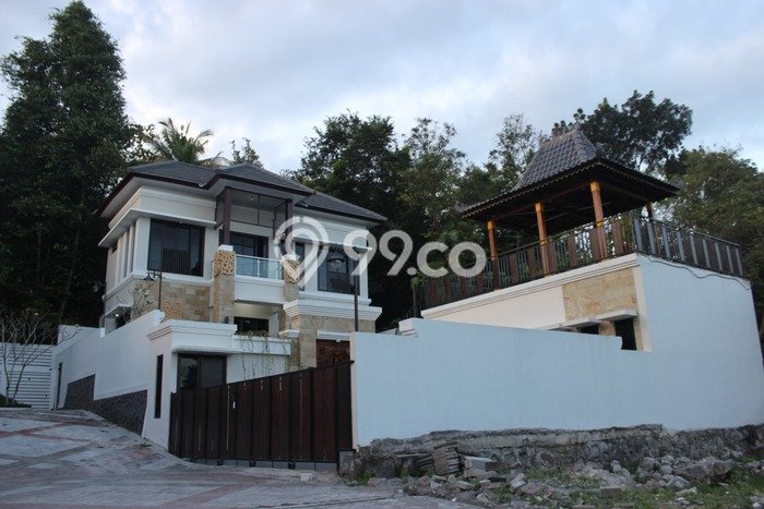Rumah Mewah Asri Ala Bali Dekat Kampus Uin 2 Jogja Rumah Mewah Asri Ala Bali Dekat Kampus Uin 2 Jogja