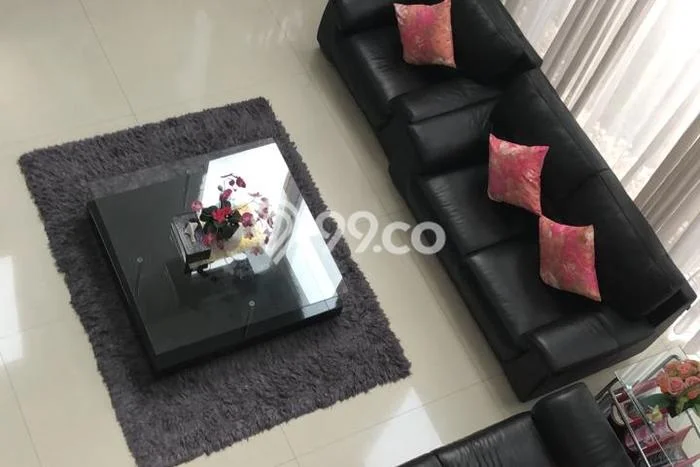 Dijual Rumah Mewah Elegan Dengan View Cantik di Duta Garden, Tangerang Dijual Rumah Mewah Elegan Dengan View Cantik di Duta Garden, Tangerang