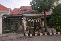 Dijual Cepat Rumah Favorit Siap Huni LB 175m2 di Rungkut, Surabaya Dijual Cepat Rumah Favorit Siap Huni LB 175m2 di Rungkut, Surabaya